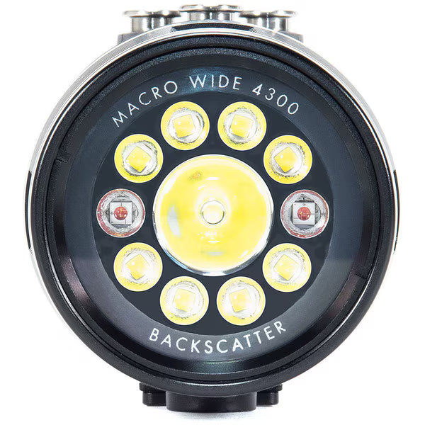 Backscatter mw 4300 video light