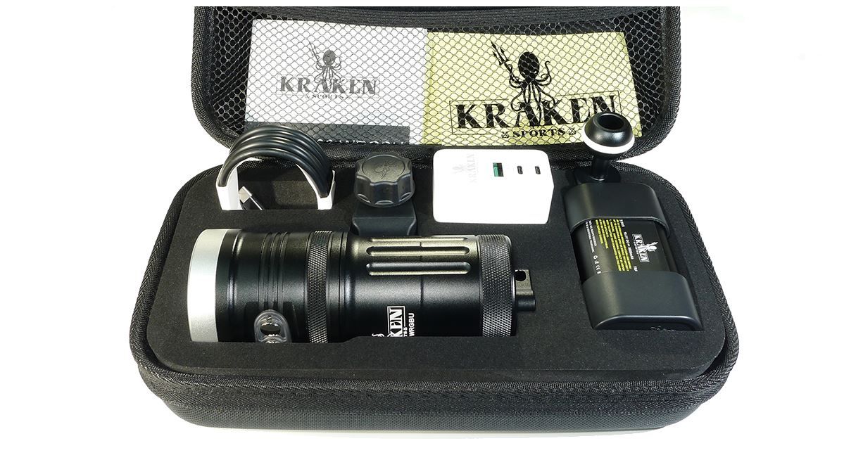 Overstock Kraken Hydra 6000 WRGBU (6000 Flood 8000 Burst Lumens) Underwater Video Light