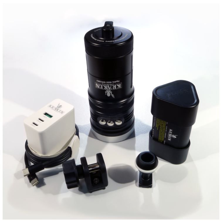 Overstock Kraken Hydra 6000 WRGBU (6000 Flood 8000 Burst Lumens) Underwater Video Light