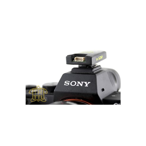 TRT Electronics - s-TURTLE TTL trigger for Sony MILC systems